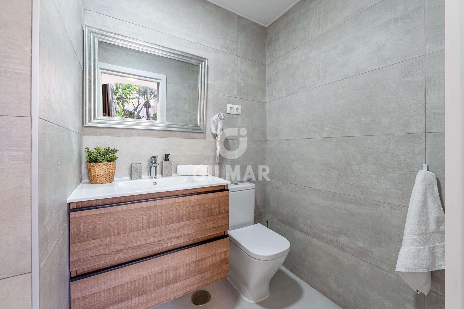 3 slaapkamer Flat te koop in Torremolinos - € 339.000 (Ref: 9921525)