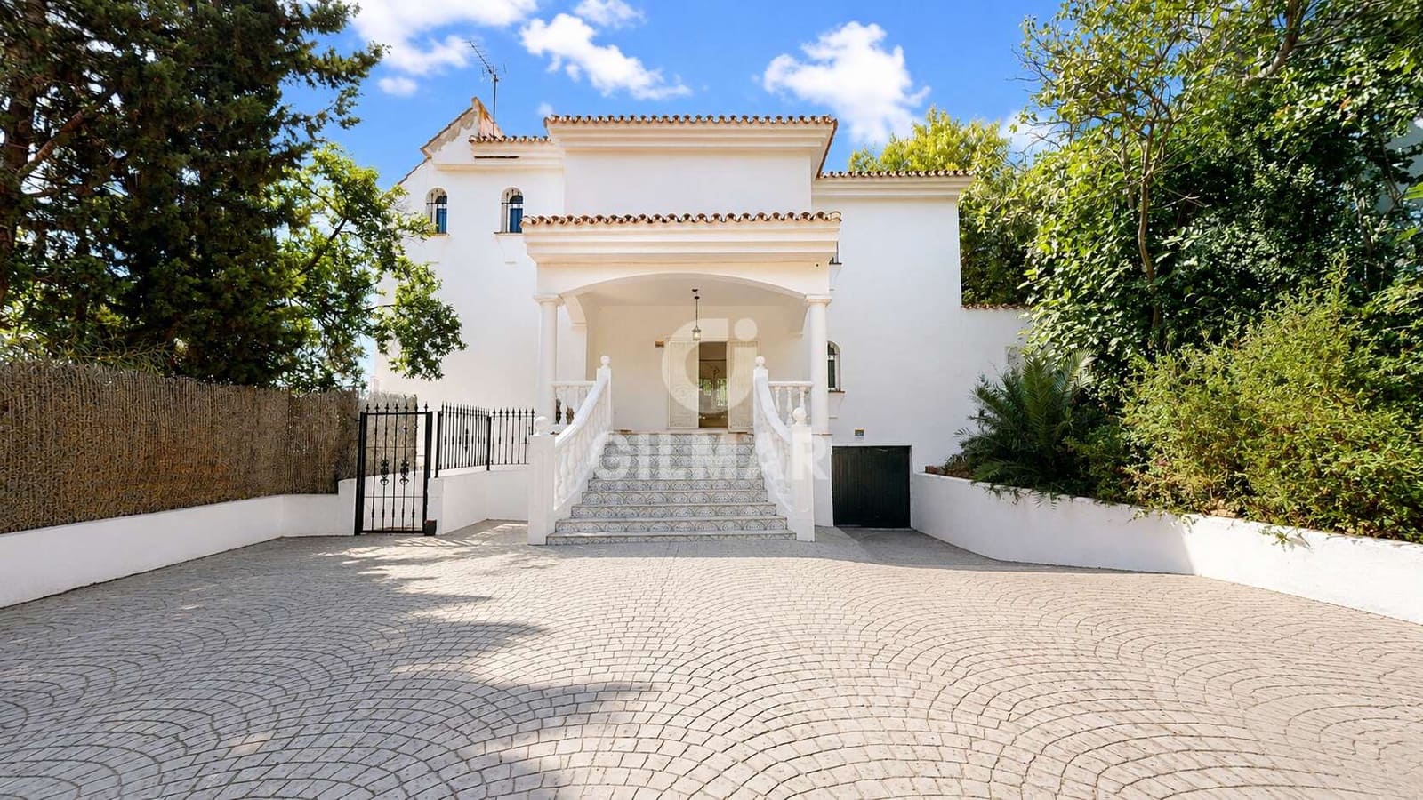 3 bedroom Villa for sale in La Capellania with pool - € 1,090,000 (Ref: 9921527)