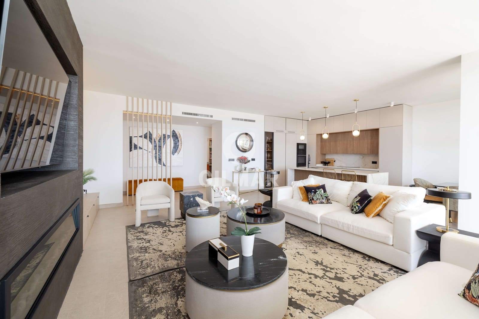 4 soveværelse Lejlighed til salg i Torrequebrada med swimmingpool garage - € 1.090.000 (Ref: 9921528)