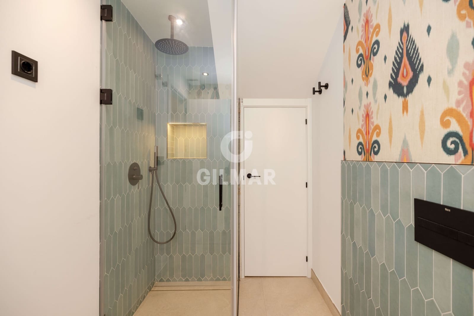4 soveværelse Lejlighed til salg i Torrequebrada med swimmingpool garage - € 1.090.000 (Ref: 9921528)