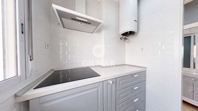1 soverom Leilighet til salgs i Torremolinos - € 197 000 (Ref: 9921529)