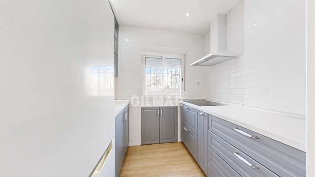 1 soverom Leilighet til salgs i Torremolinos - € 197 000 (Ref: 9921529)