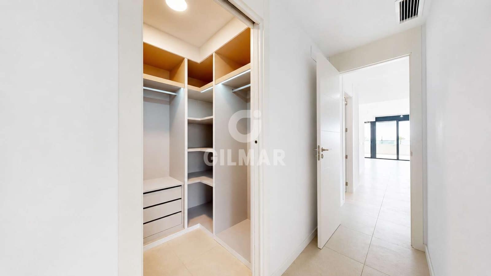 3 slaapkamer Flat te koop in Torremolinos met zwembad garage - € 1.490.000 (Ref: 9921530)
