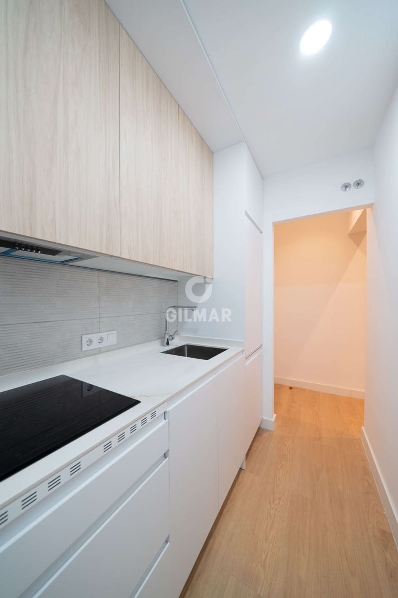 2 sypialnia Mieszkanie na sprzedaż w Miasto Madryt - 798 000 € (Ref: 9922847)