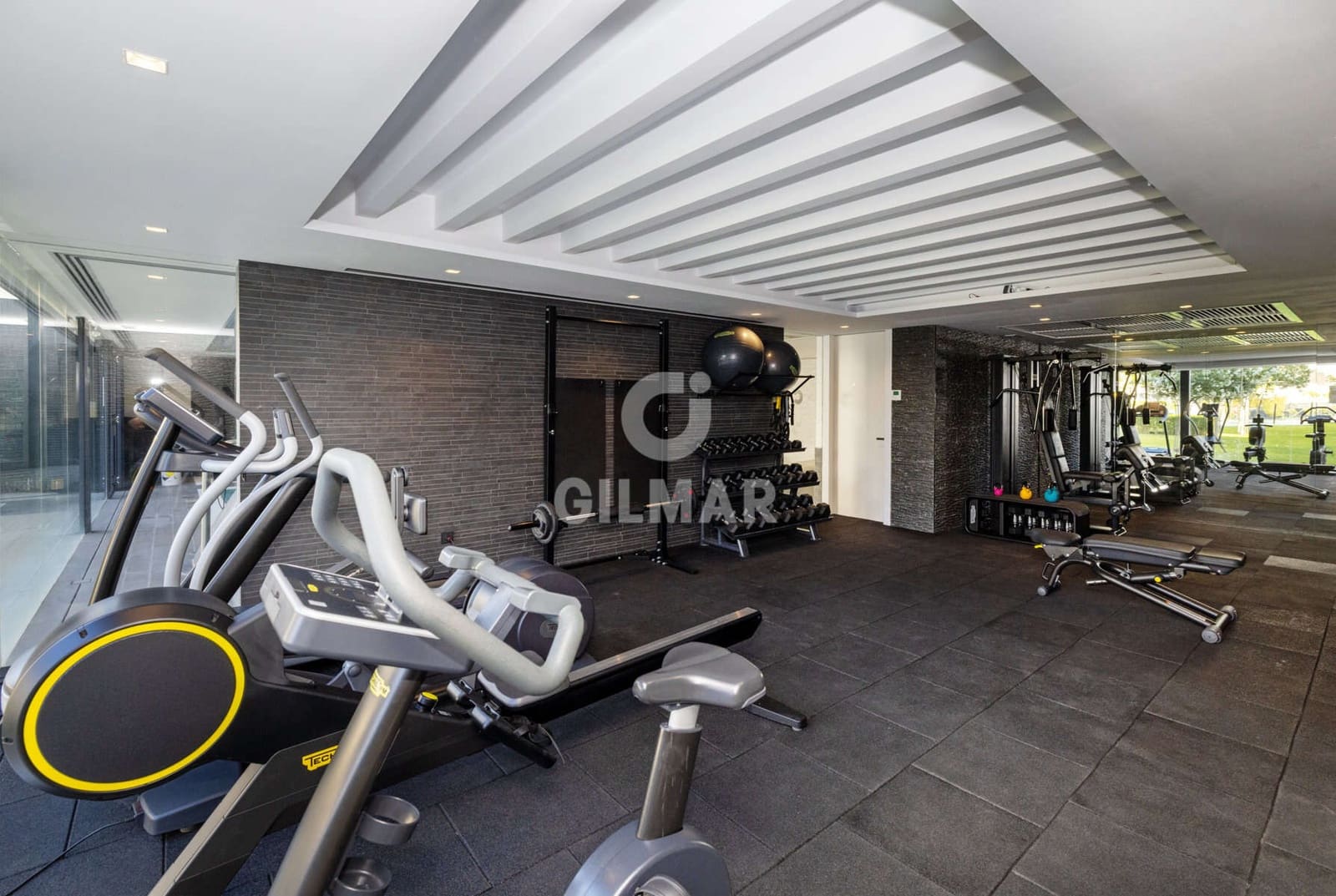 4 camera da letto Villetta Bifamiliare in vendita in Estepona con piscina garage - 3.690.000 € (Rif: 9922889)