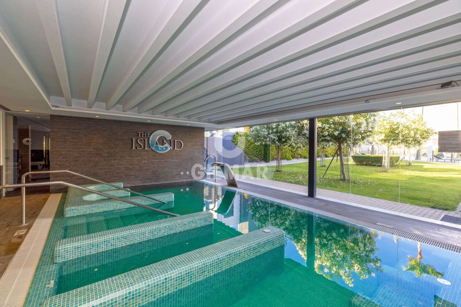 4 camera da letto Villetta Bifamiliare in vendita in Estepona con piscina garage - 3.690.000 € (Rif: 9922889)