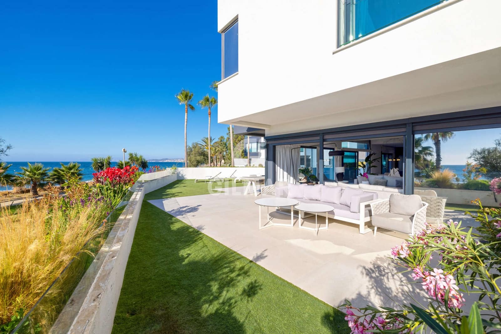 4 camera da letto Villetta Bifamiliare in vendita in Estepona con piscina garage - 3.690.000 € (Rif: 9922889)