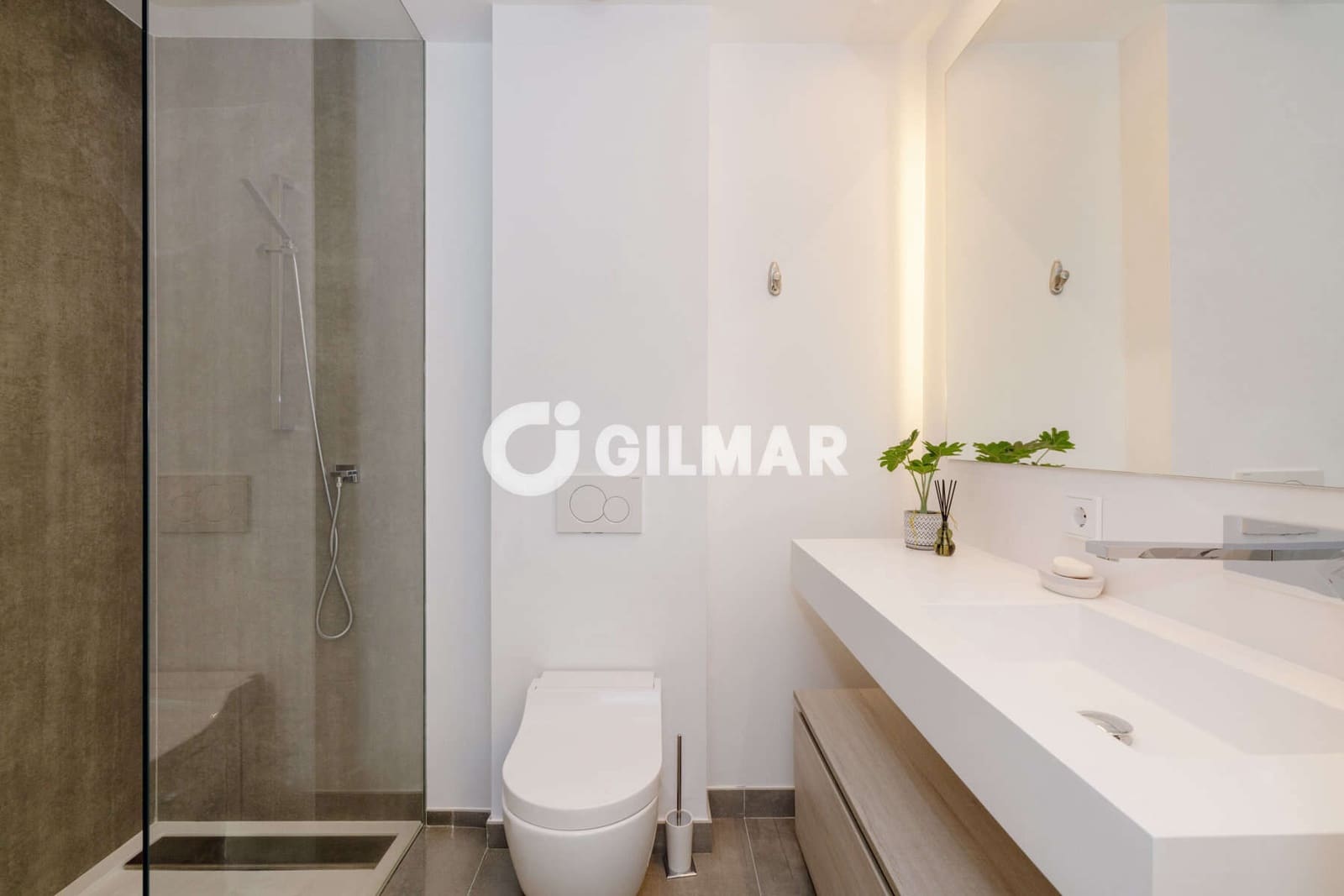 4 bedroom Semi-detached Villa for sale in Estepona with pool garage - € 3,690,000 (Ref: 9922889)