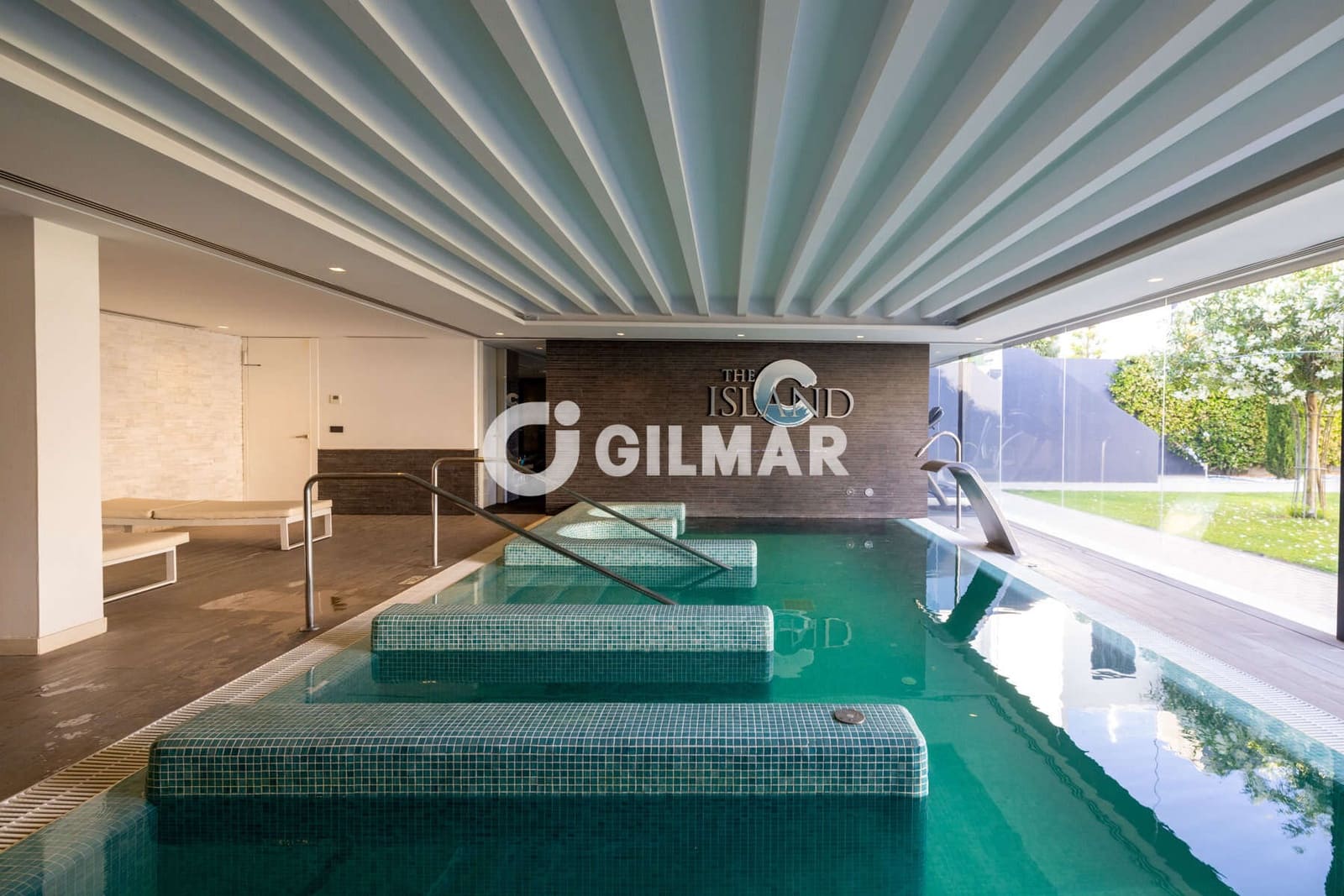 4 bedroom Semi-detached Villa for sale in Estepona with pool garage - € 3,690,000 (Ref: 9922889)
