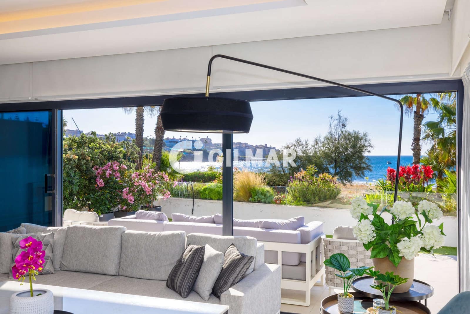4 bedroom Semi-detached Villa for sale in Estepona with pool garage - € 3,690,000 (Ref: 9922889)