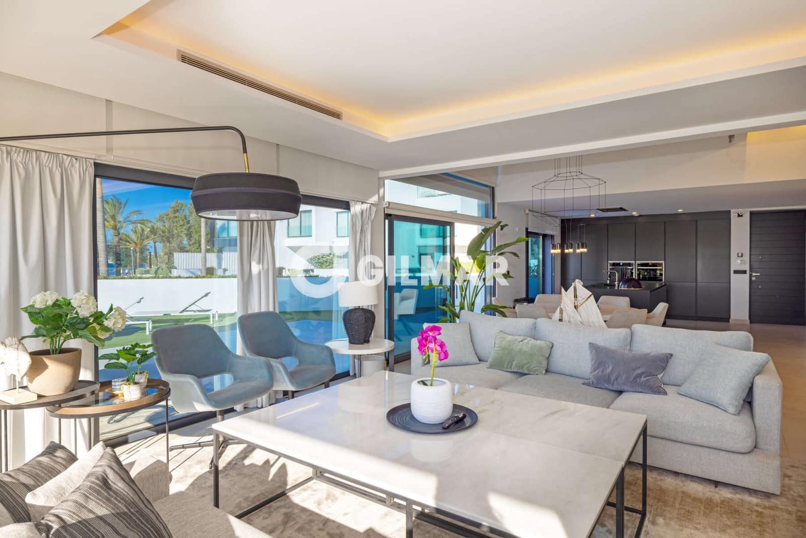 4 bedroom Semi-detached Villa for sale in Estepona with pool garage - € 3,690,000 (Ref: 9922889)