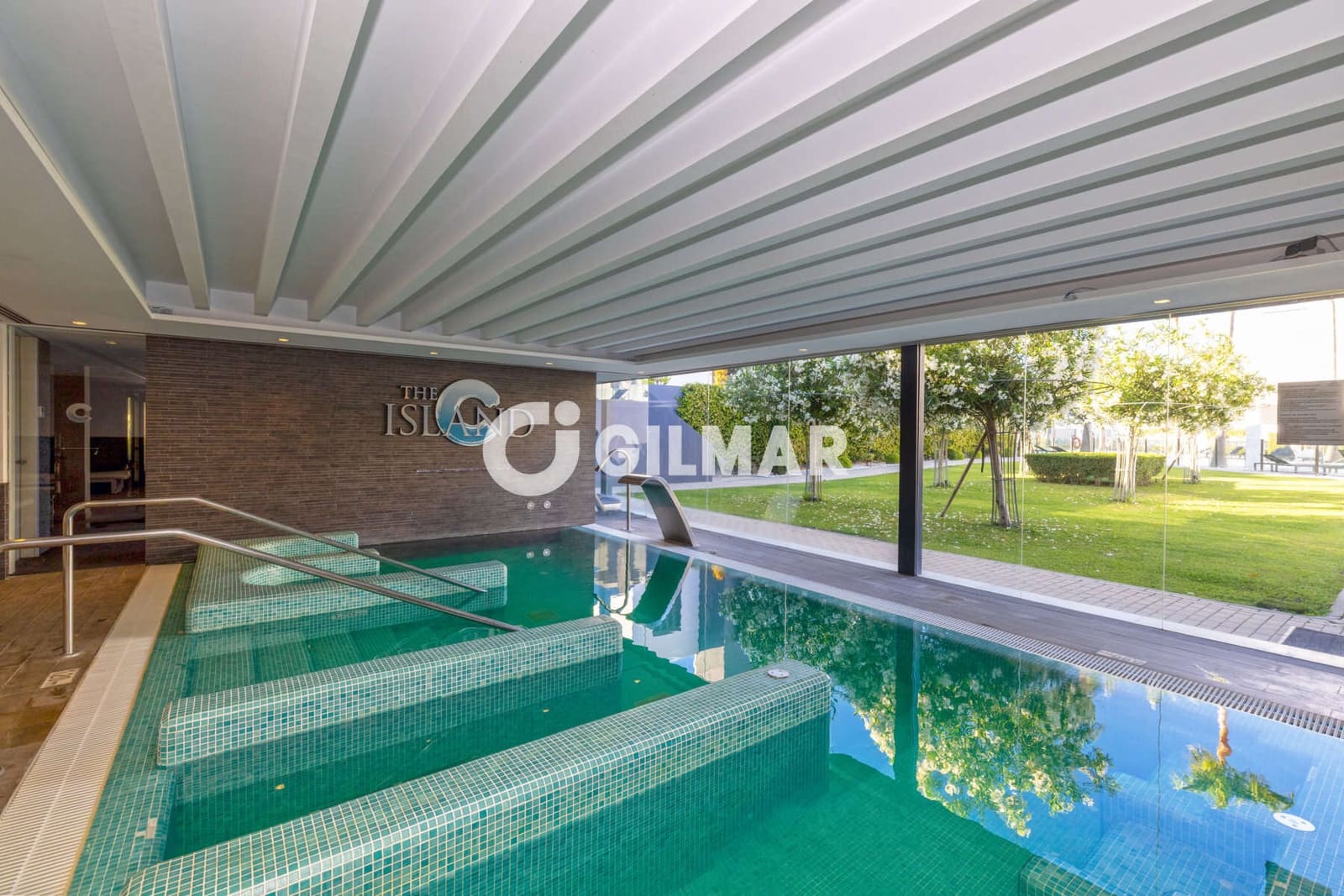 4 bedroom Semi-detached Villa for sale in Estepona with pool garage - € 3,690,000 (Ref: 9922889)