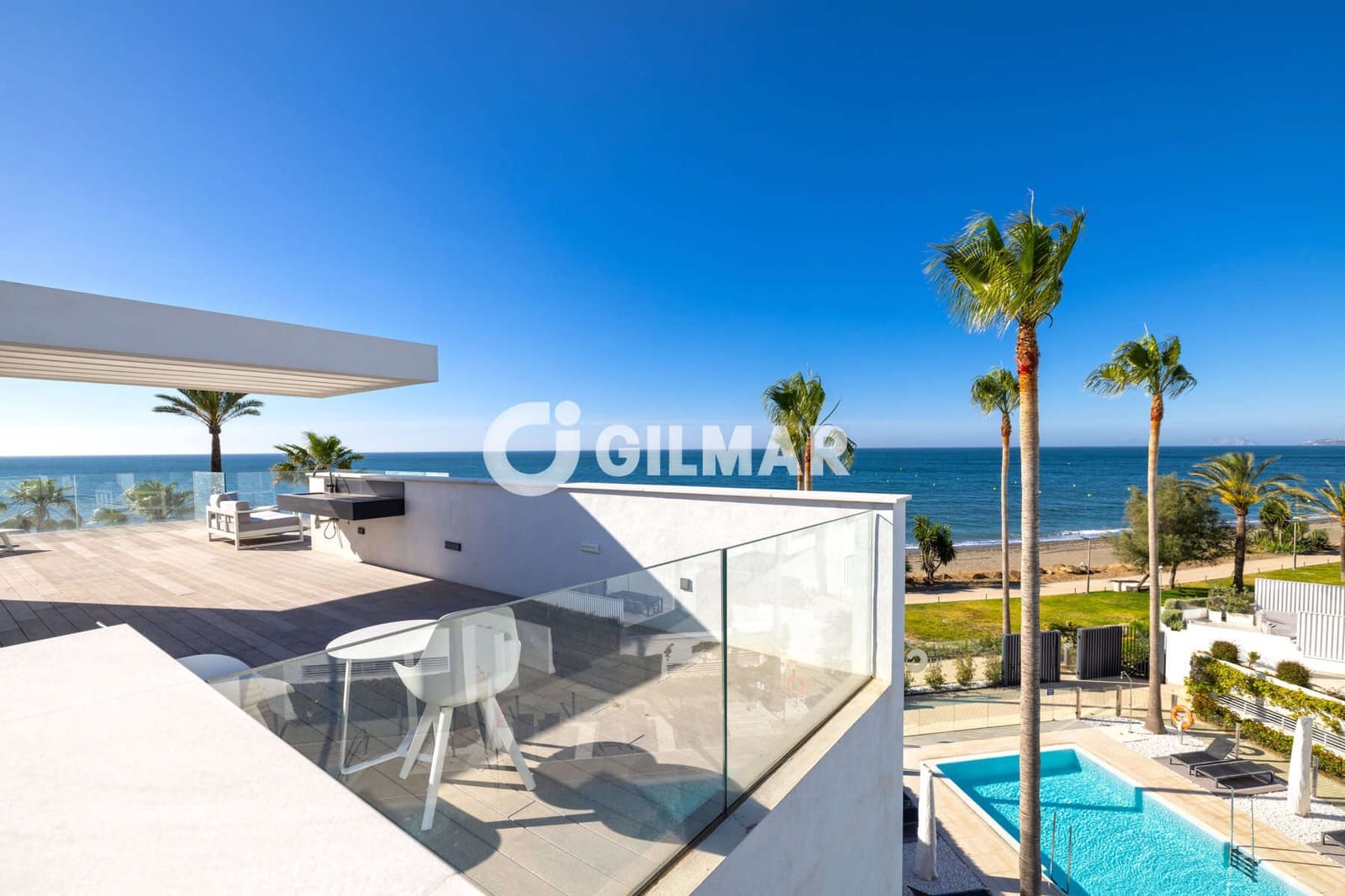 4 bedroom Semi-detached Villa for sale in Estepona with pool garage - € 3,690,000 (Ref: 9922889)