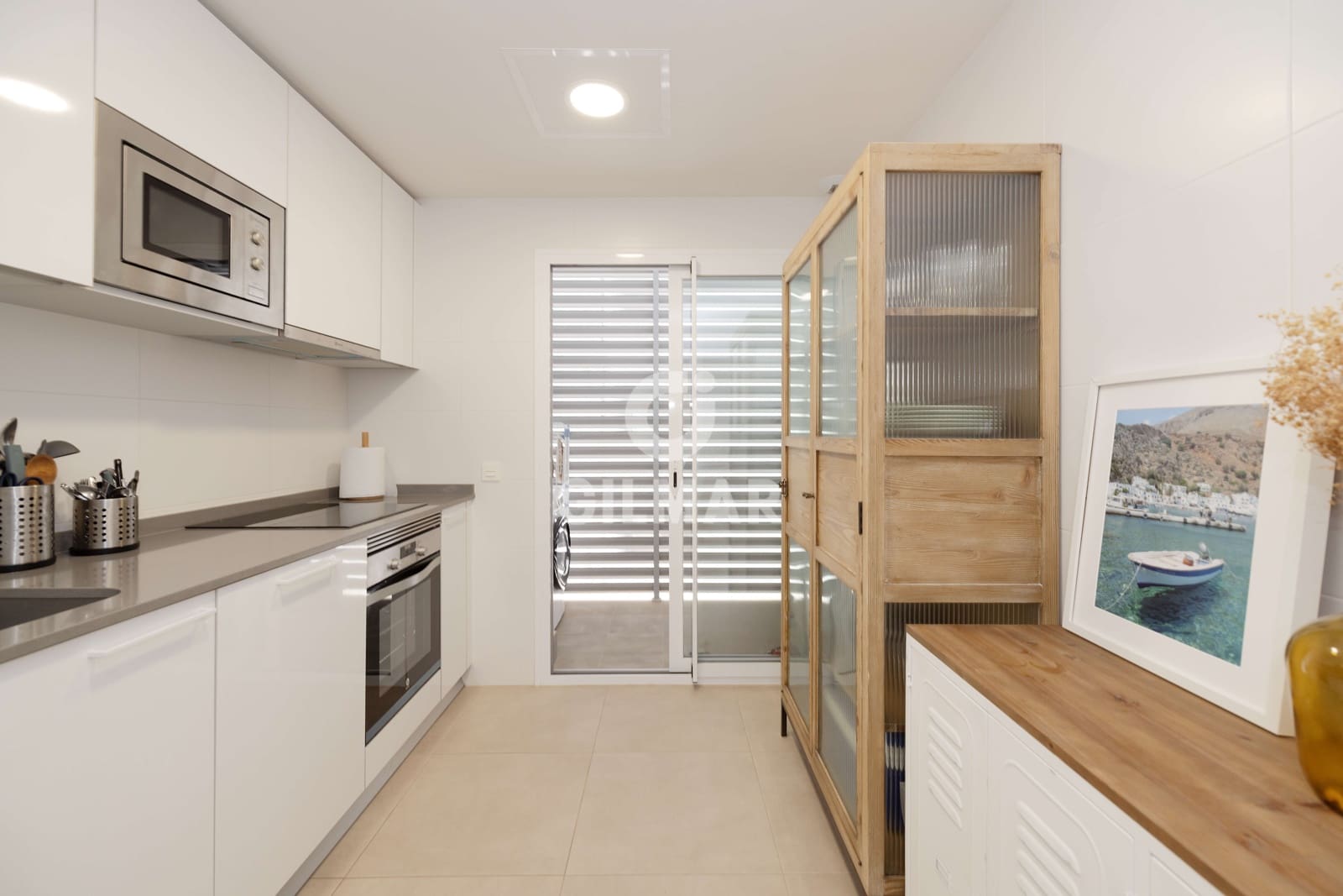 3 soverom Leilighet til salgs i Nueva Andalucia med svømmebasseng garasje - € 495 000 (Ref: 9932418)