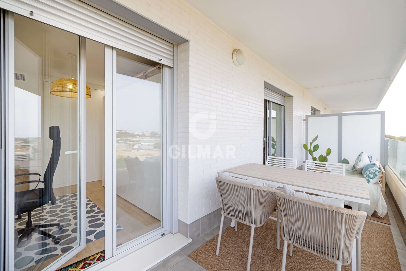 3 soverom Leilighet til salgs i Nueva Andalucia med svømmebasseng garasje - € 495 000 (Ref: 9932418)