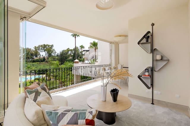3 soveværelse Lejlighed til salg i El Velerín, Estepona med swimmingpool garage - € 1.995.000 (Ref: 9932419)