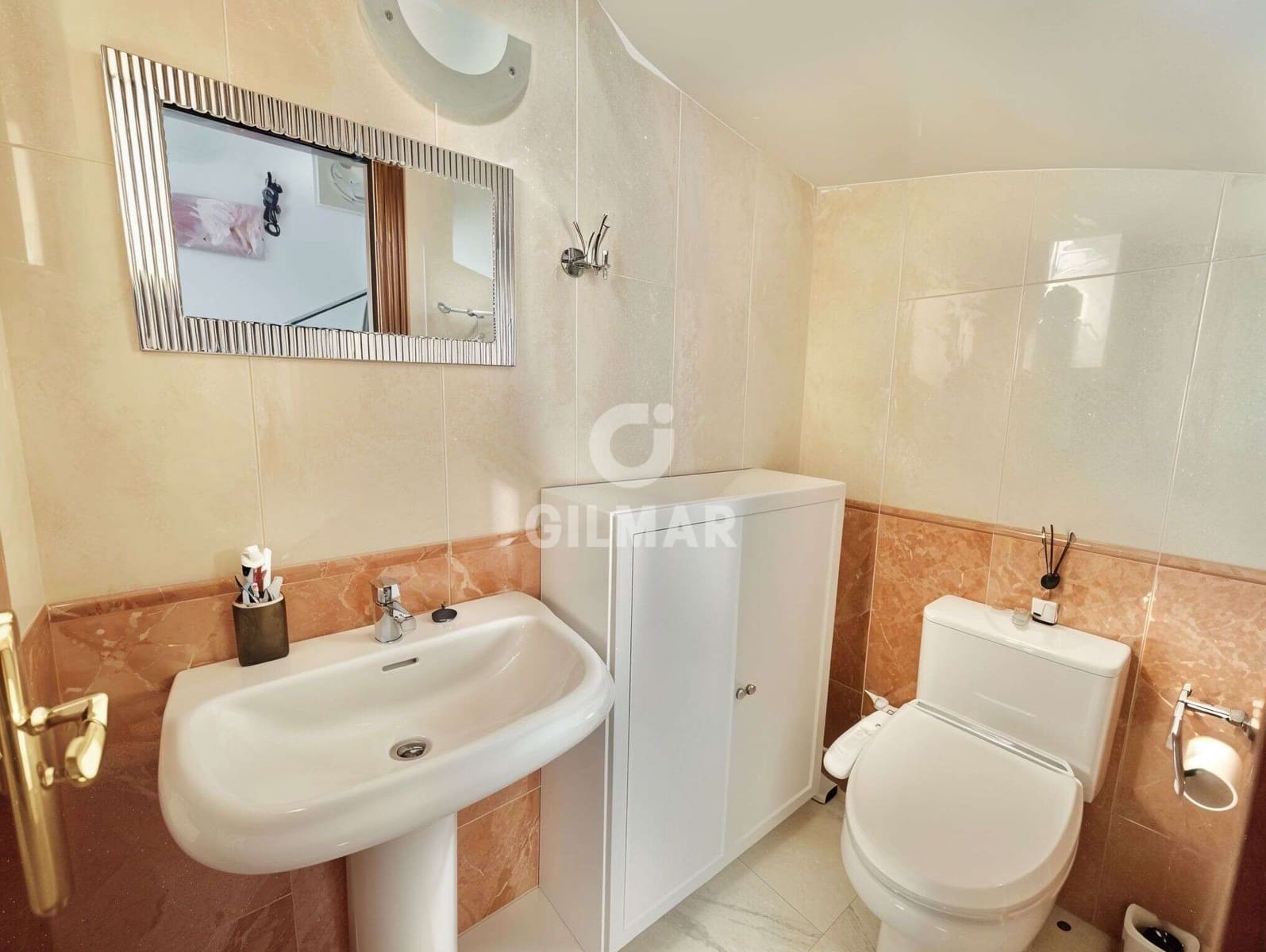 3 Zimmer Reihenhaus zu verkaufen in El Madronal - 390.000 € (Ref: 9932420)