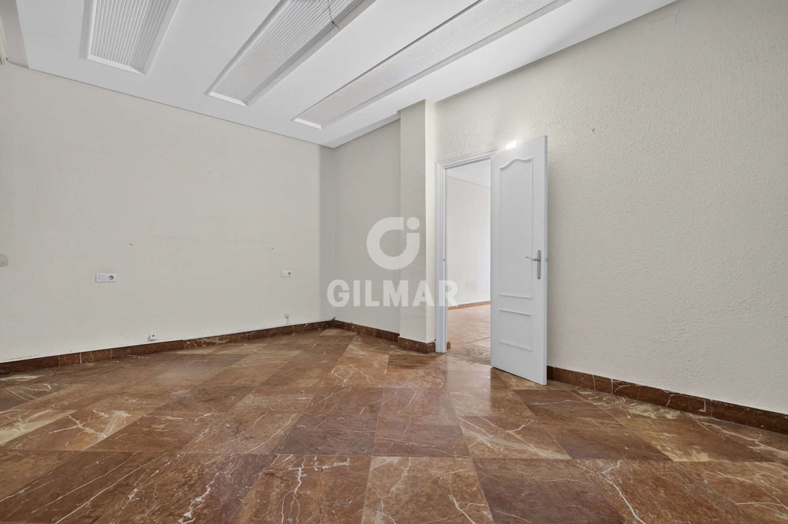 5 Zimmer Wohnung zu verkaufen in Sevilla Stadt - 750.000 € (Ref: 9932422)