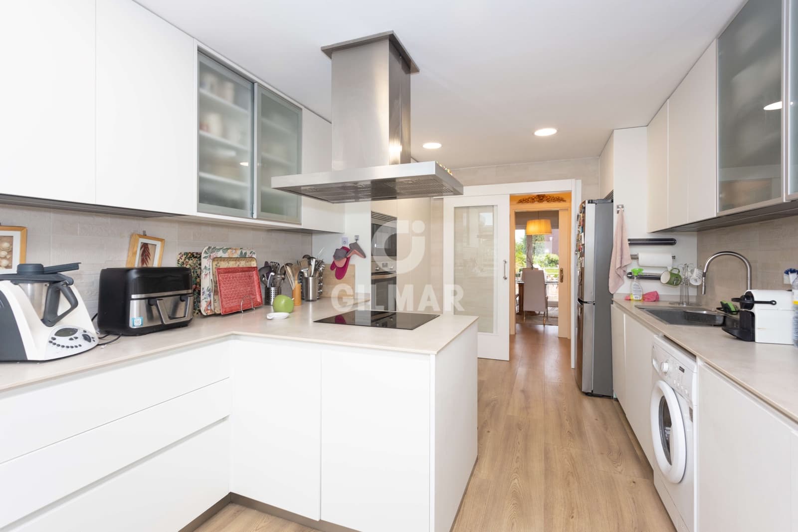 5 makuuhuone Rivitalo myytävänä paikassa Majadahonda mukana uima-altaan - 1 490 000 € (Ref: 9935138)