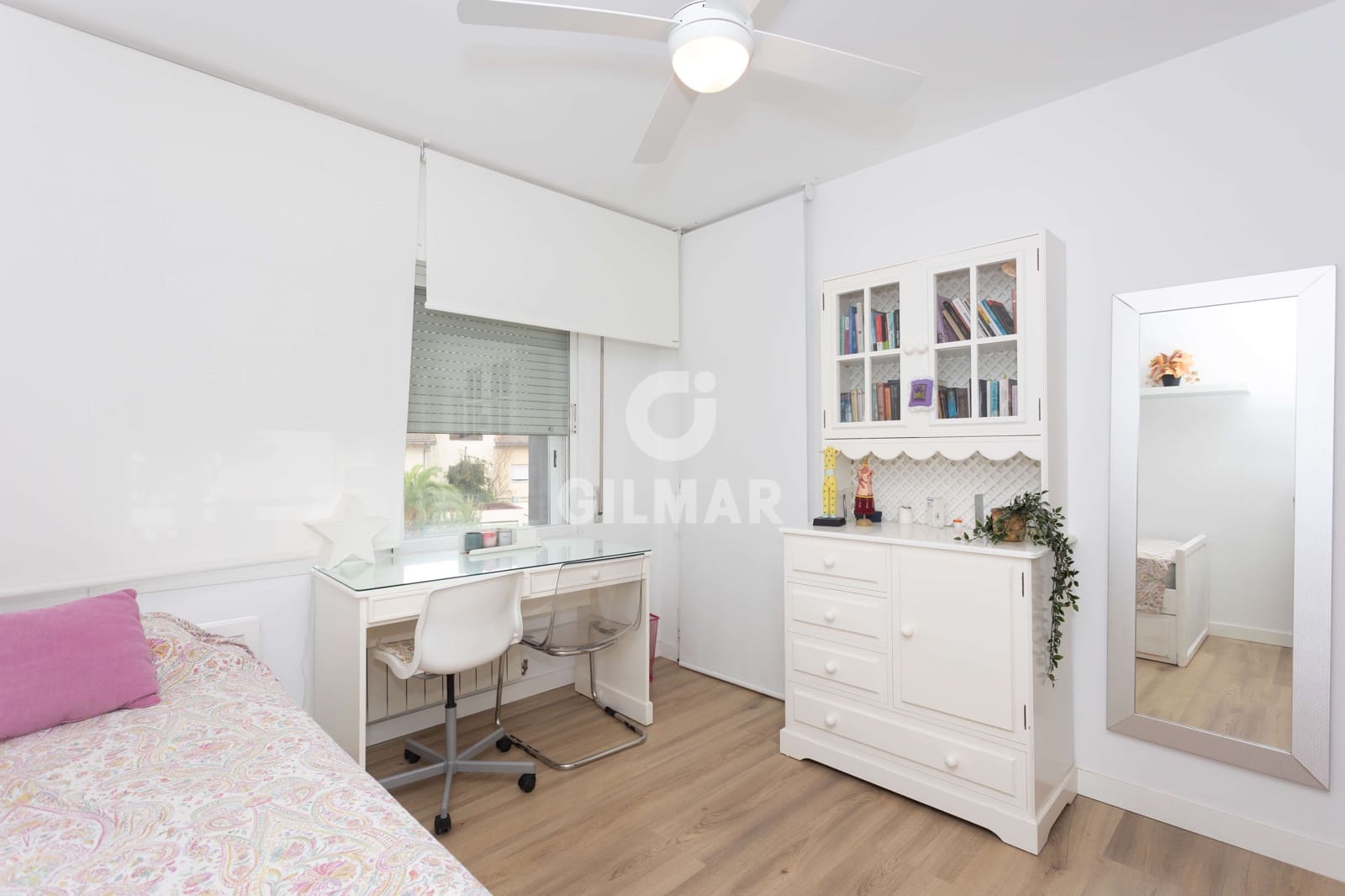 5 makuuhuone Rivitalo myytävänä paikassa Majadahonda mukana uima-altaan - 1 490 000 € (Ref: 9935138)