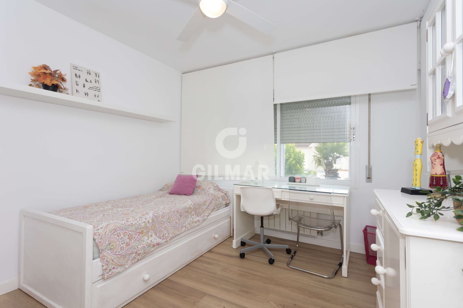 5 makuuhuone Rivitalo myytävänä paikassa Majadahonda mukana uima-altaan - 1 490 000 € (Ref: 9935138)
