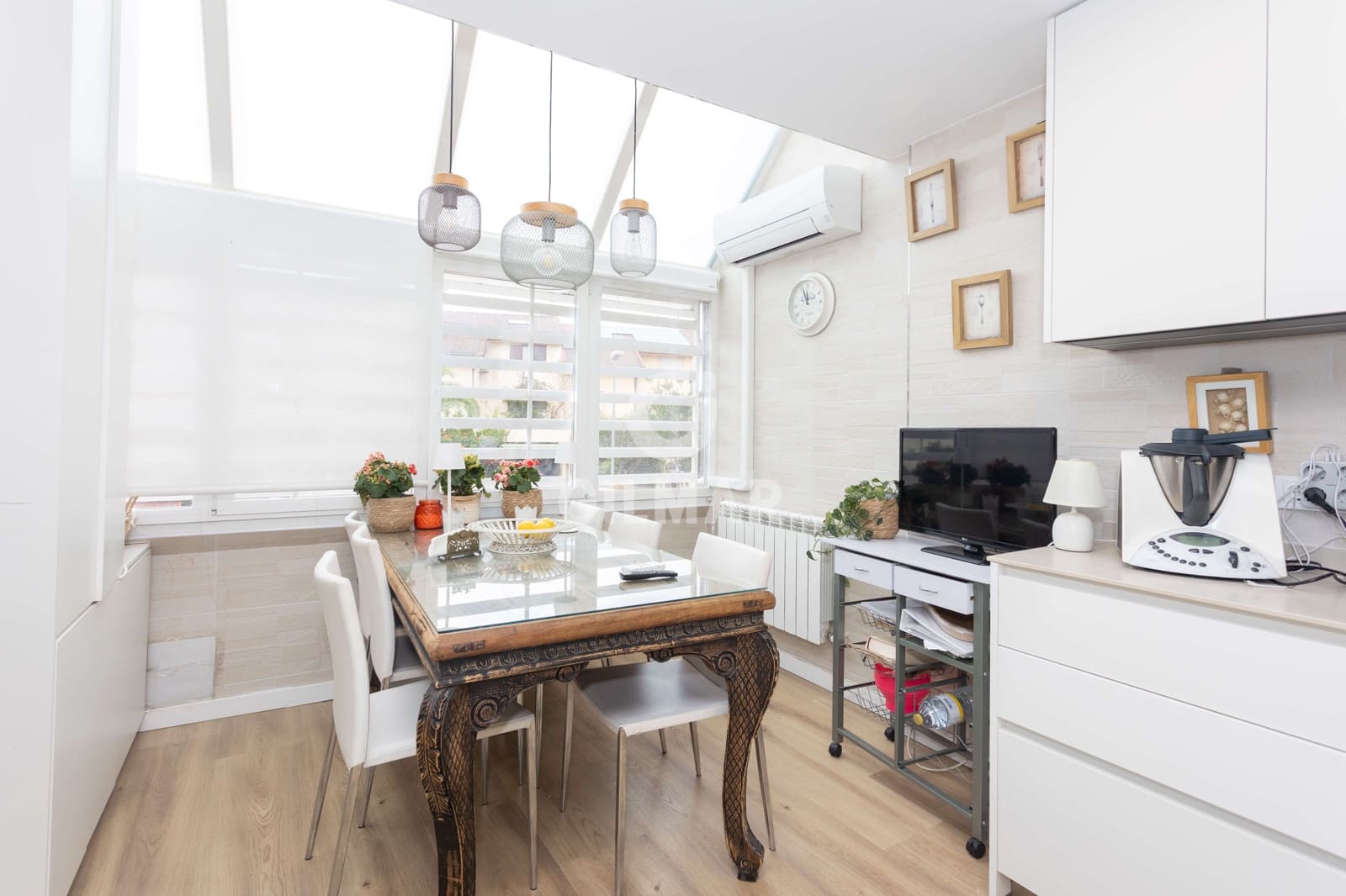5 makuuhuone Rivitalo myytävänä paikassa Majadahonda mukana uima-altaan - 1 490 000 € (Ref: 9935138)