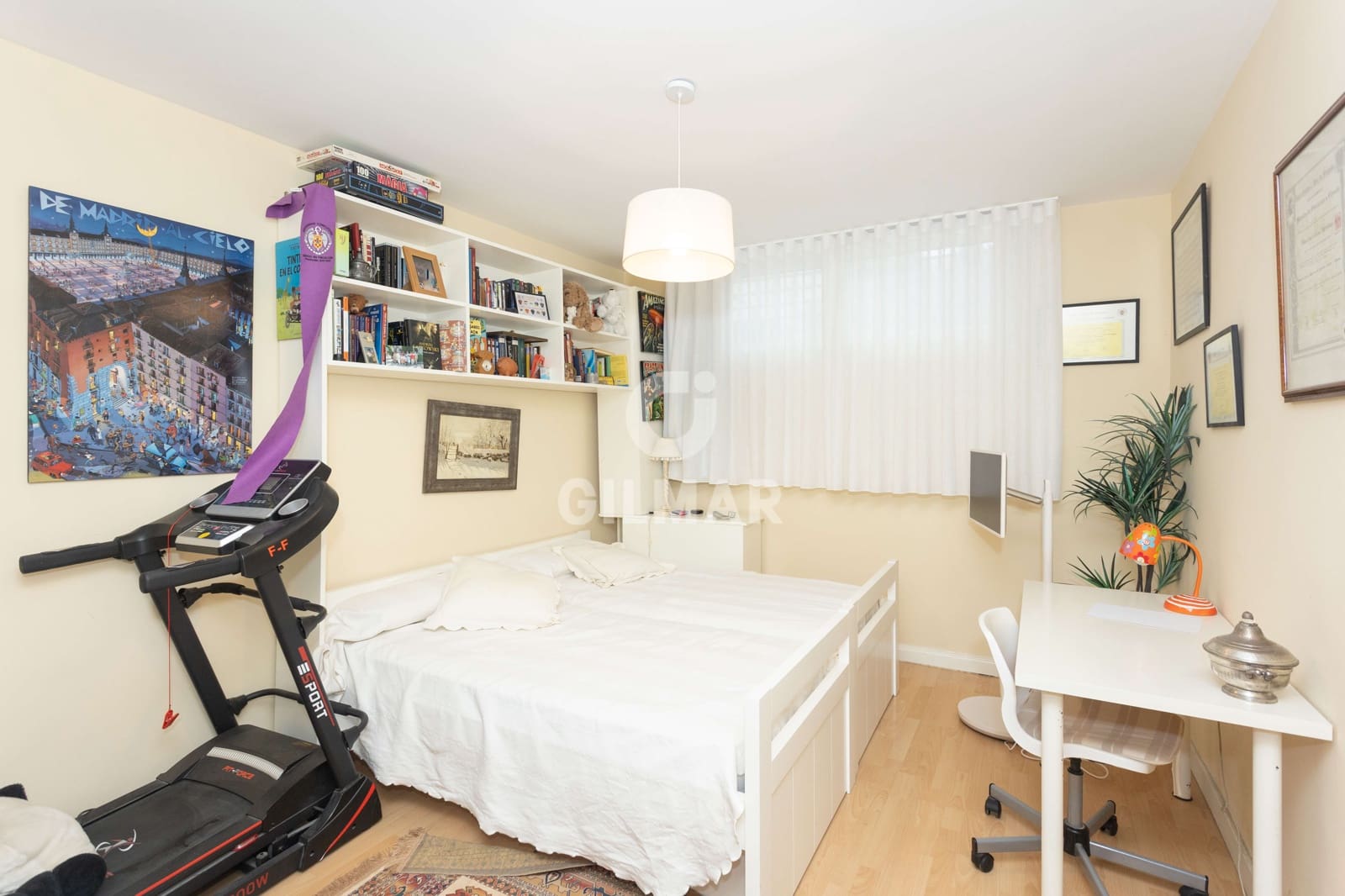 5 makuuhuone Rivitalo myytävänä paikassa Majadahonda mukana uima-altaan - 1 490 000 € (Ref: 9935138)
