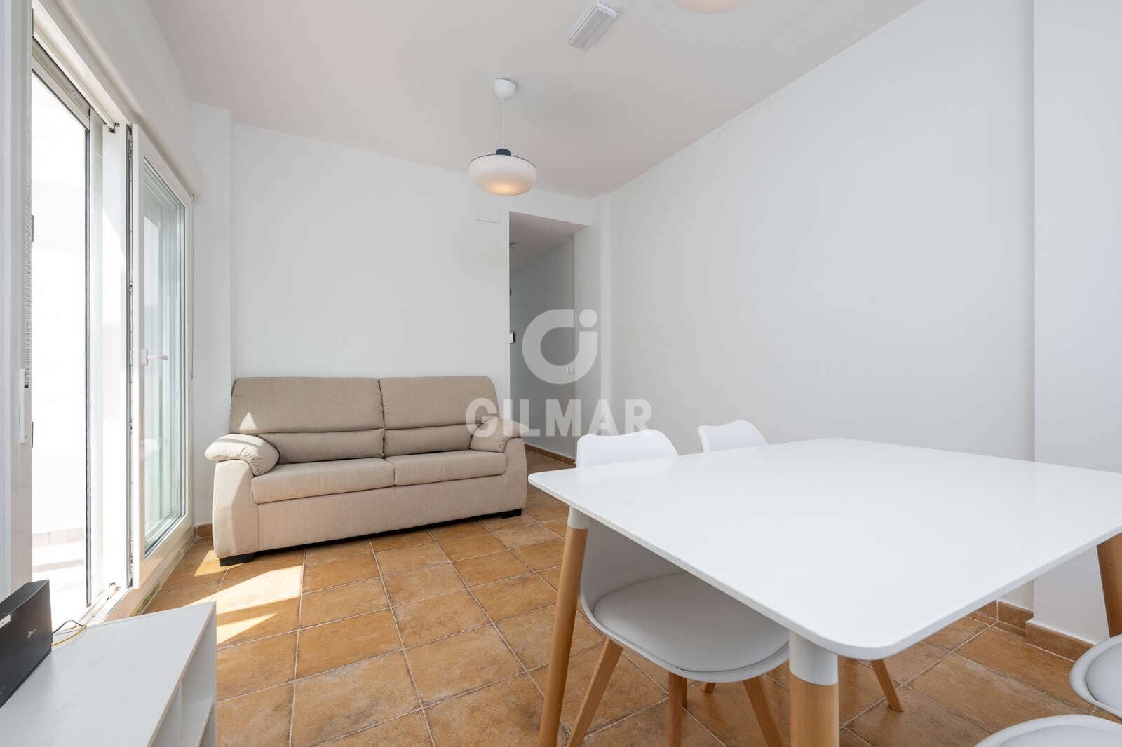 2 slaapkamer Flat te koop in Los Canos de Meca met zwembad garage - € 330.000 (Ref: 9935300)