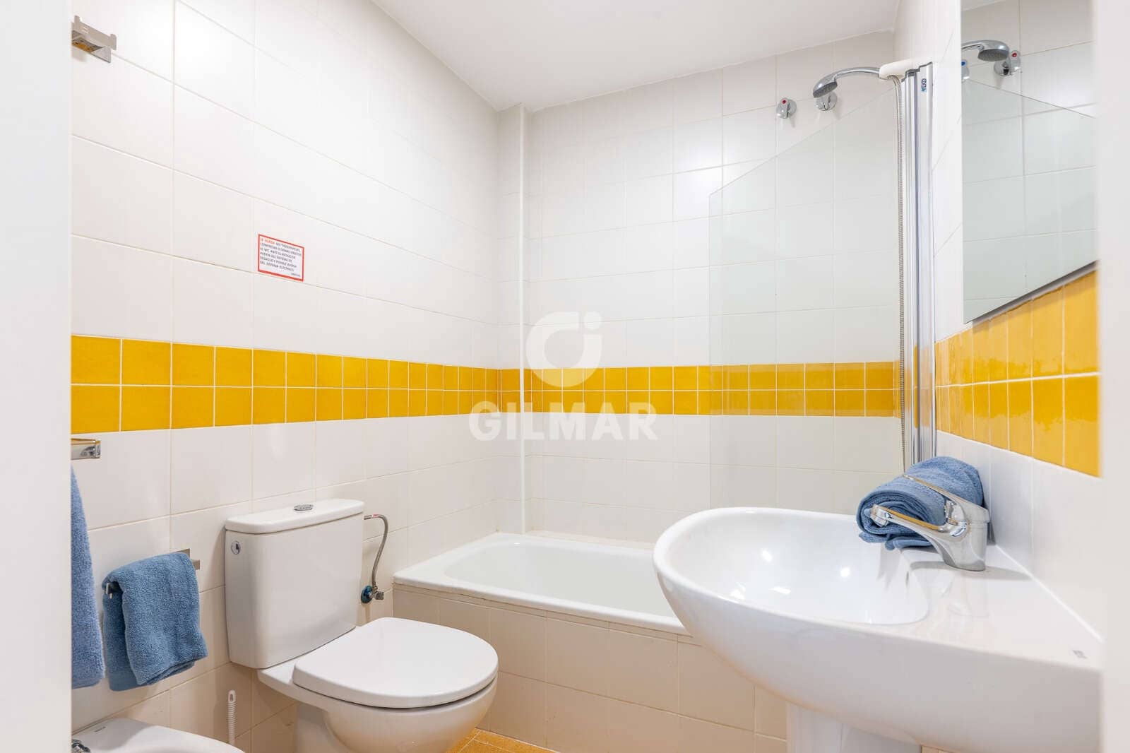 2 slaapkamer Flat te koop in Los Canos de Meca met zwembad garage - € 330.000 (Ref: 9935300)