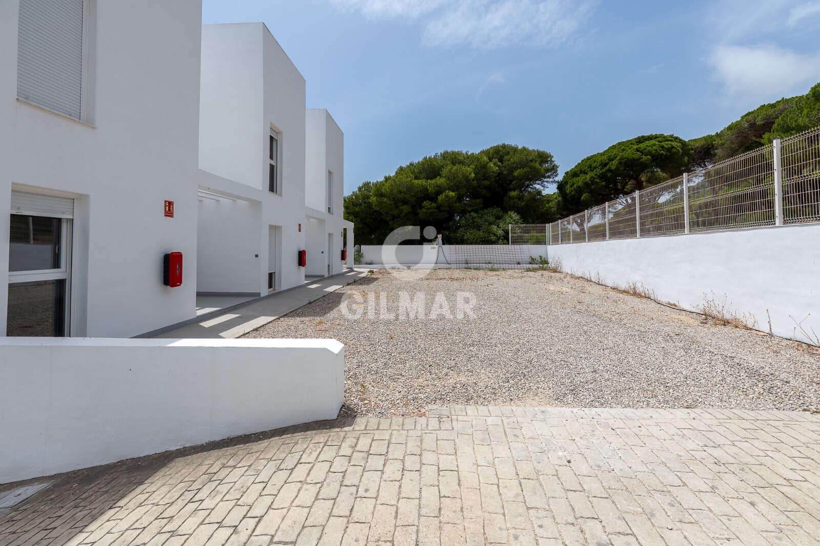 2 slaapkamer Flat te koop in Los Canos de Meca met zwembad garage - € 330.000 (Ref: 9935300)
