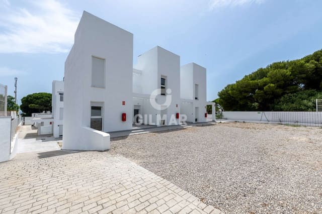 2 slaapkamer Flat te koop in Los Caños de Meca, Barbate met zwembad garage - € 330.000 (Ref: 9935300)