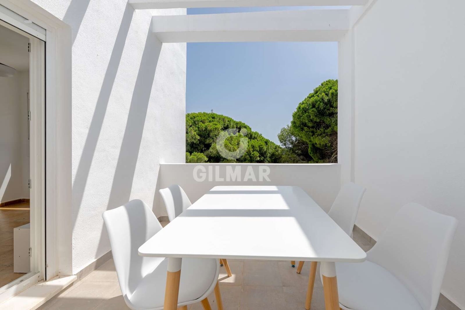 2 bedroom Flat for sale in Los Canos de Meca with pool garage - € 330,000 (Ref: 9935300)