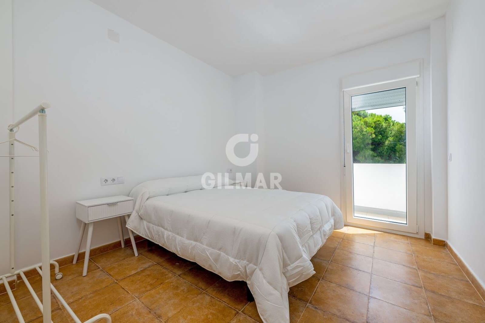 2 bedroom Flat for sale in Los Canos de Meca with pool garage - € 330,000 (Ref: 9935300)