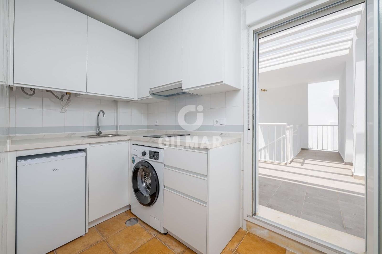 2 bedroom Flat for sale in Los Canos de Meca with pool garage - € 330,000 (Ref: 9935300)