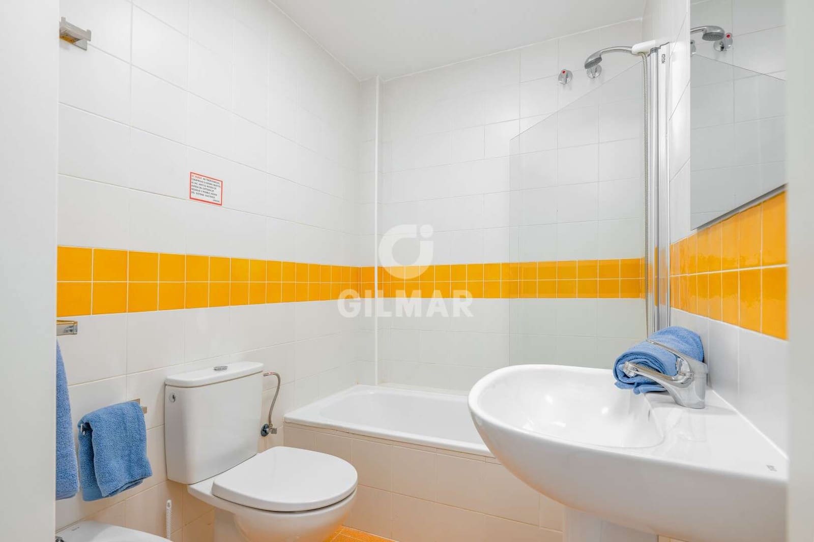2 bedroom Flat for sale in Los Canos de Meca with pool garage - € 330,000 (Ref: 9935300)