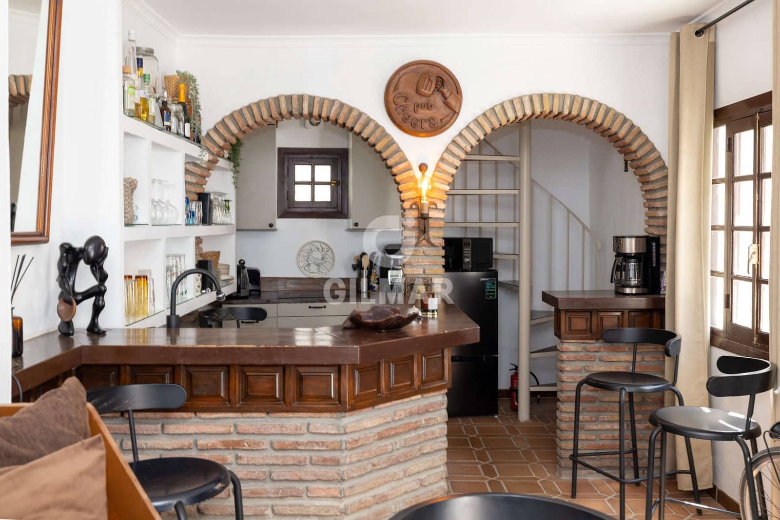 2 bedroom Semi-detached Villa for sale in Estepona - € 470,000 (Ref: 9937142)