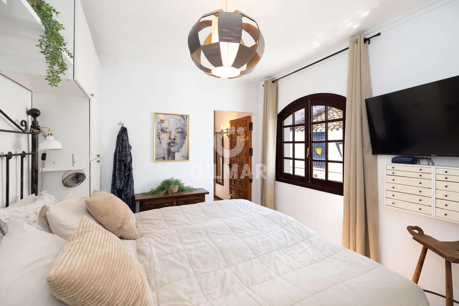2 bedroom Semi-detached Villa for sale in Estepona - € 470,000 (Ref: 9937142)