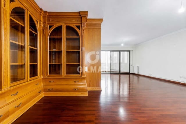 Piso de 5 habitaciones en Asdrúbal - Bahía Blanca, Cádiz ciudad en venta con garaje - 850.000 € (Ref: 9938724)