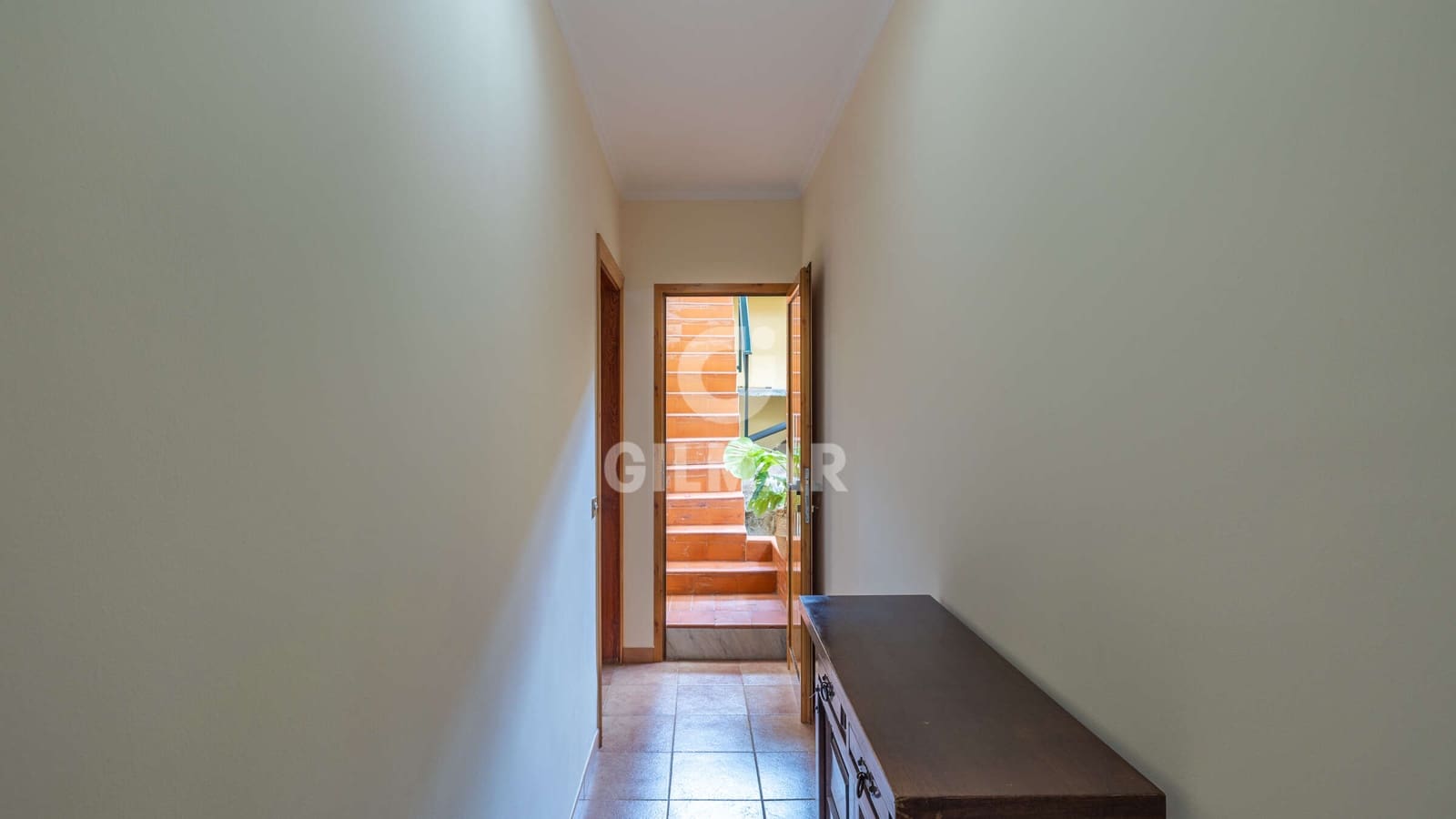 4 bedroom Villa for sale in Las Palmas de Gran Canaria - € 320,000 (Ref: 9939128)
