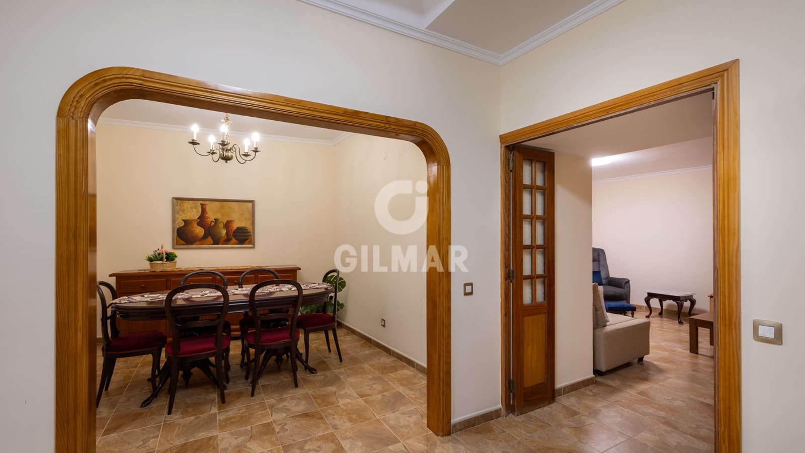 4 bedroom Villa for sale in Las Palmas de Gran Canaria - € 320,000 (Ref: 9939128)