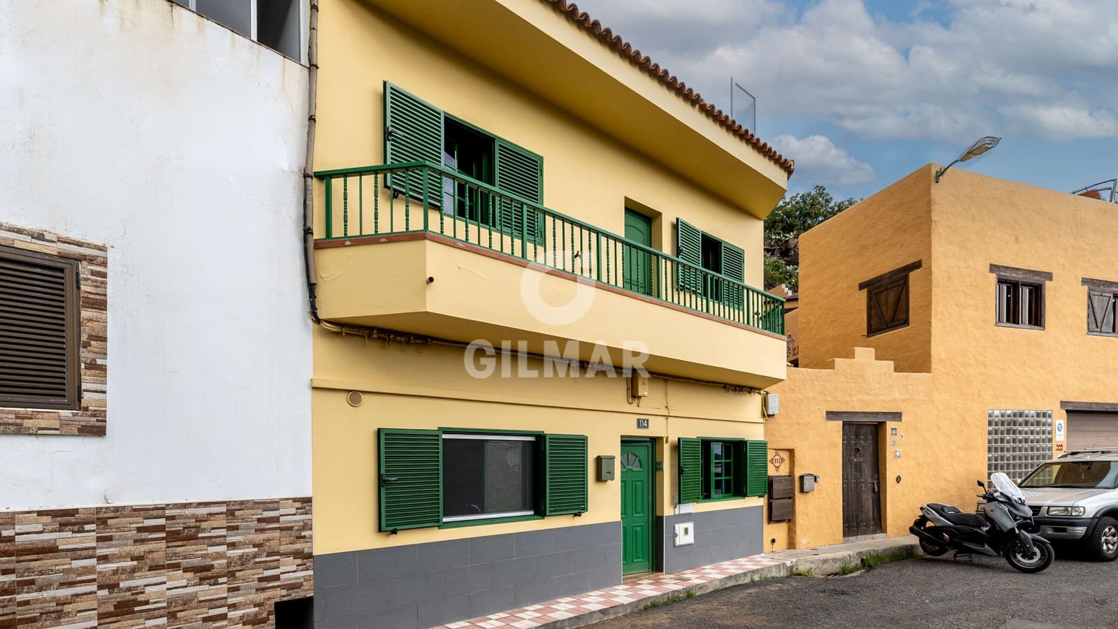 4 bedroom Villa for sale in Las Palmas de Gran Canaria - € 320,000 (Ref: 9939128)