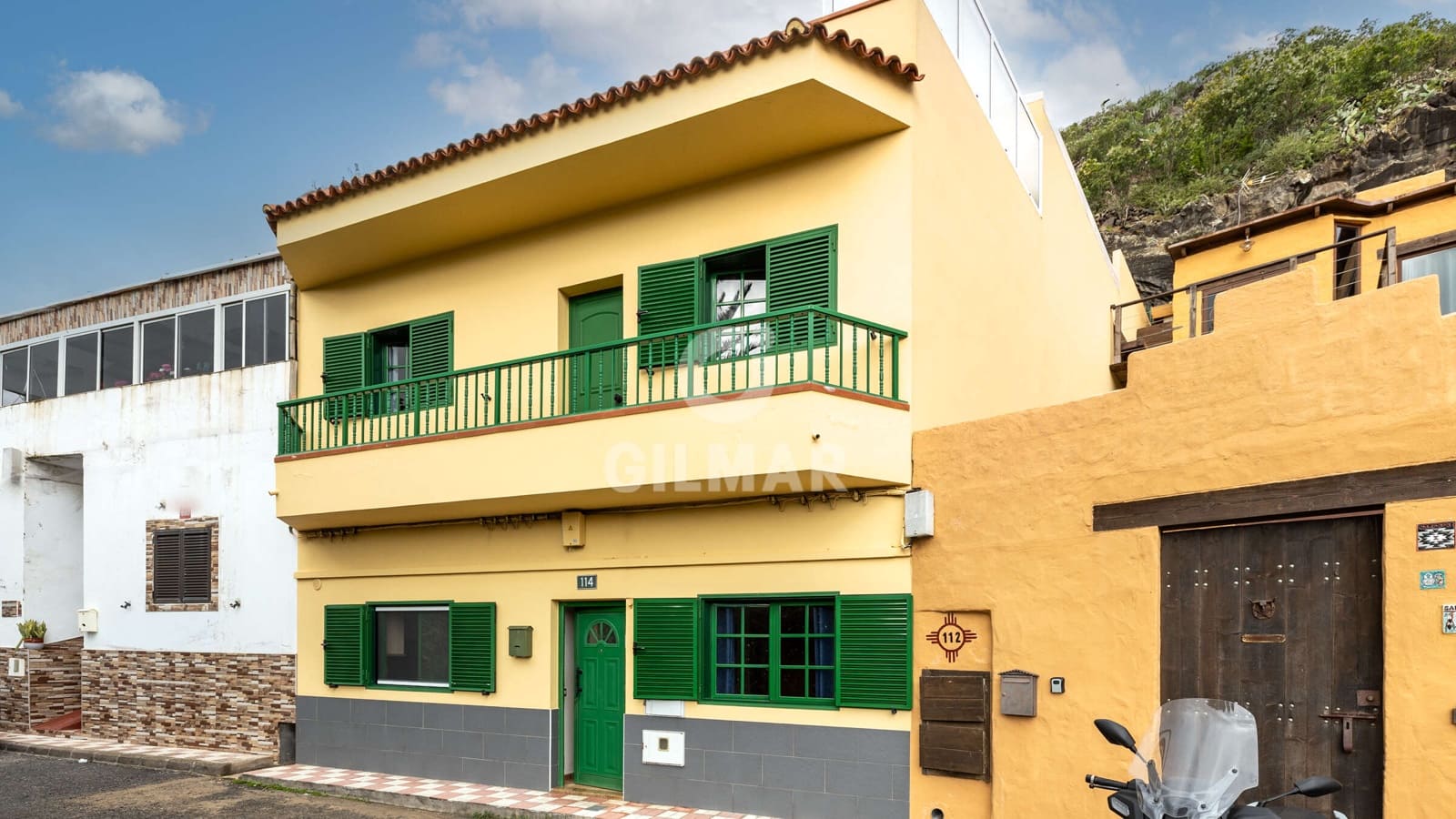 4 bedroom Villa for sale in Las Palmas de Gran Canaria - € 320,000 (Ref: 9939128)