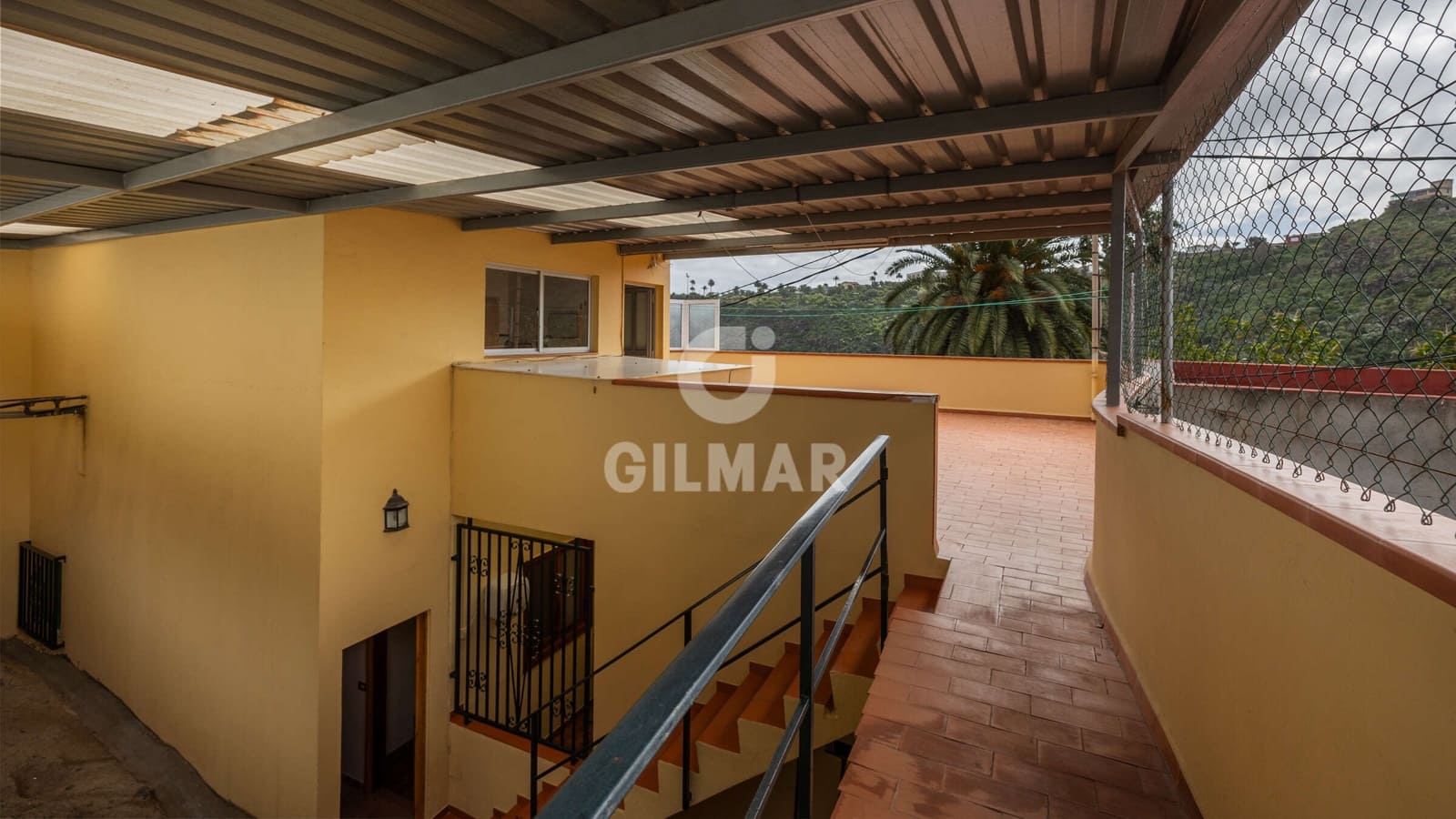 4 bedroom Villa for sale in Las Palmas de Gran Canaria - € 320,000 (Ref: 9939128)