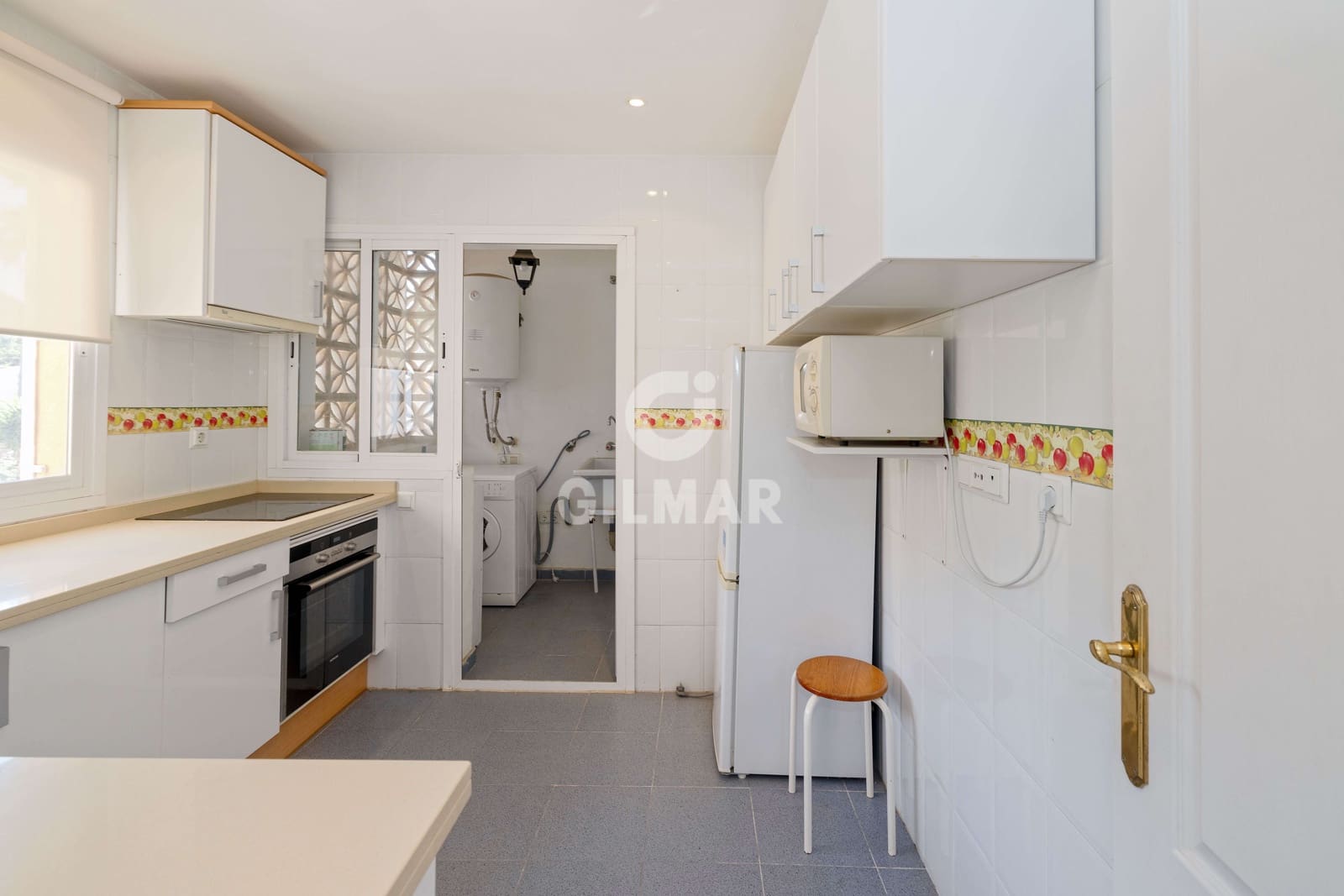 3 sypialnia Mieszkanie na sprzedaż w Carib Playa z basenem garażem - 490 000 € (Ref: 9939129)