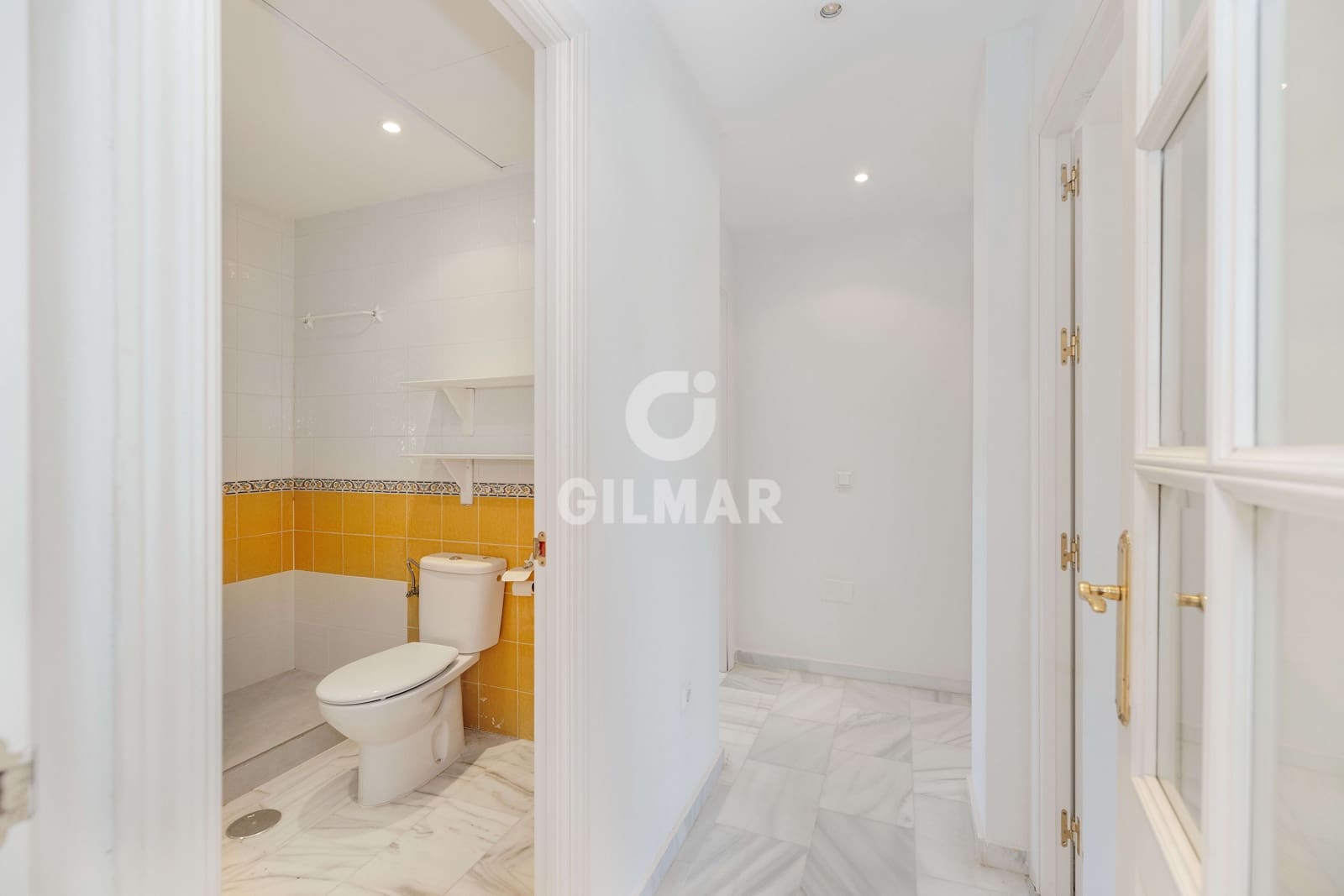 3 sypialnia Mieszkanie na sprzedaż w Carib Playa z basenem garażem - 490 000 € (Ref: 9939129)