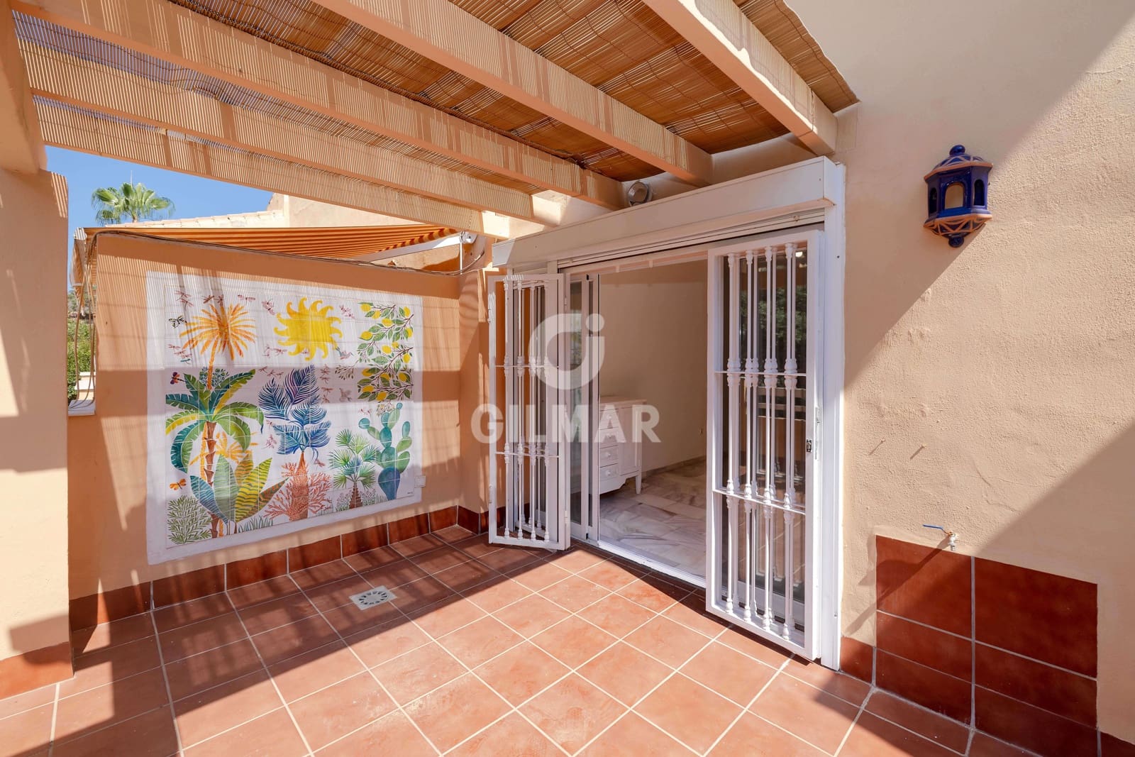 3 sypialnia Mieszkanie na sprzedaż w Carib Playa z basenem garażem - 490 000 € (Ref: 9939129)