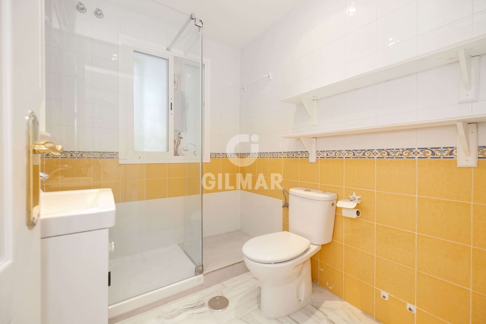 3 sypialnia Mieszkanie na sprzedaż w Carib Playa z basenem garażem - 490 000 € (Ref: 9939129)