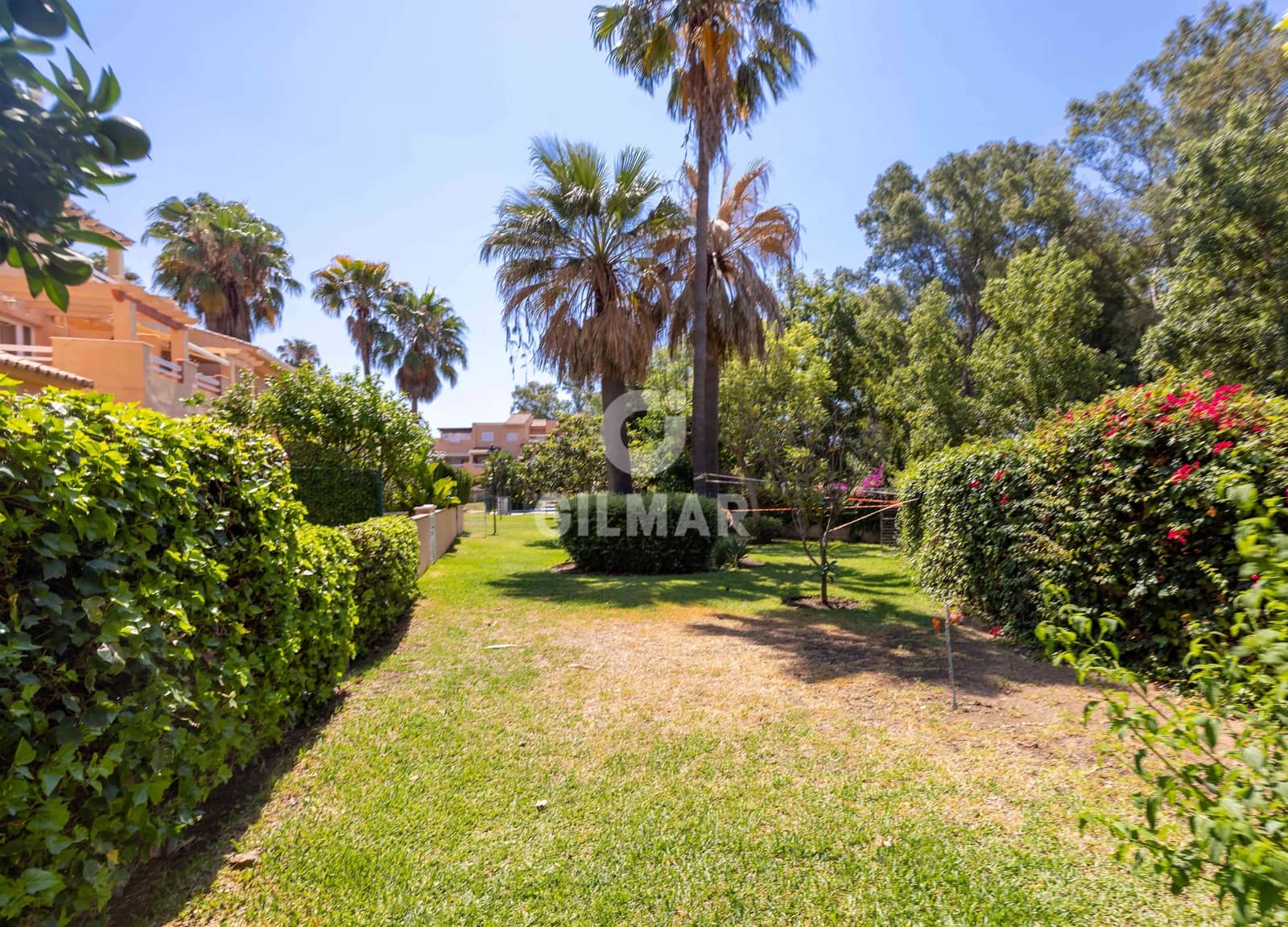 3 sypialnia Mieszkanie na sprzedaż w Carib Playa z basenem garażem - 490 000 € (Ref: 9939129)