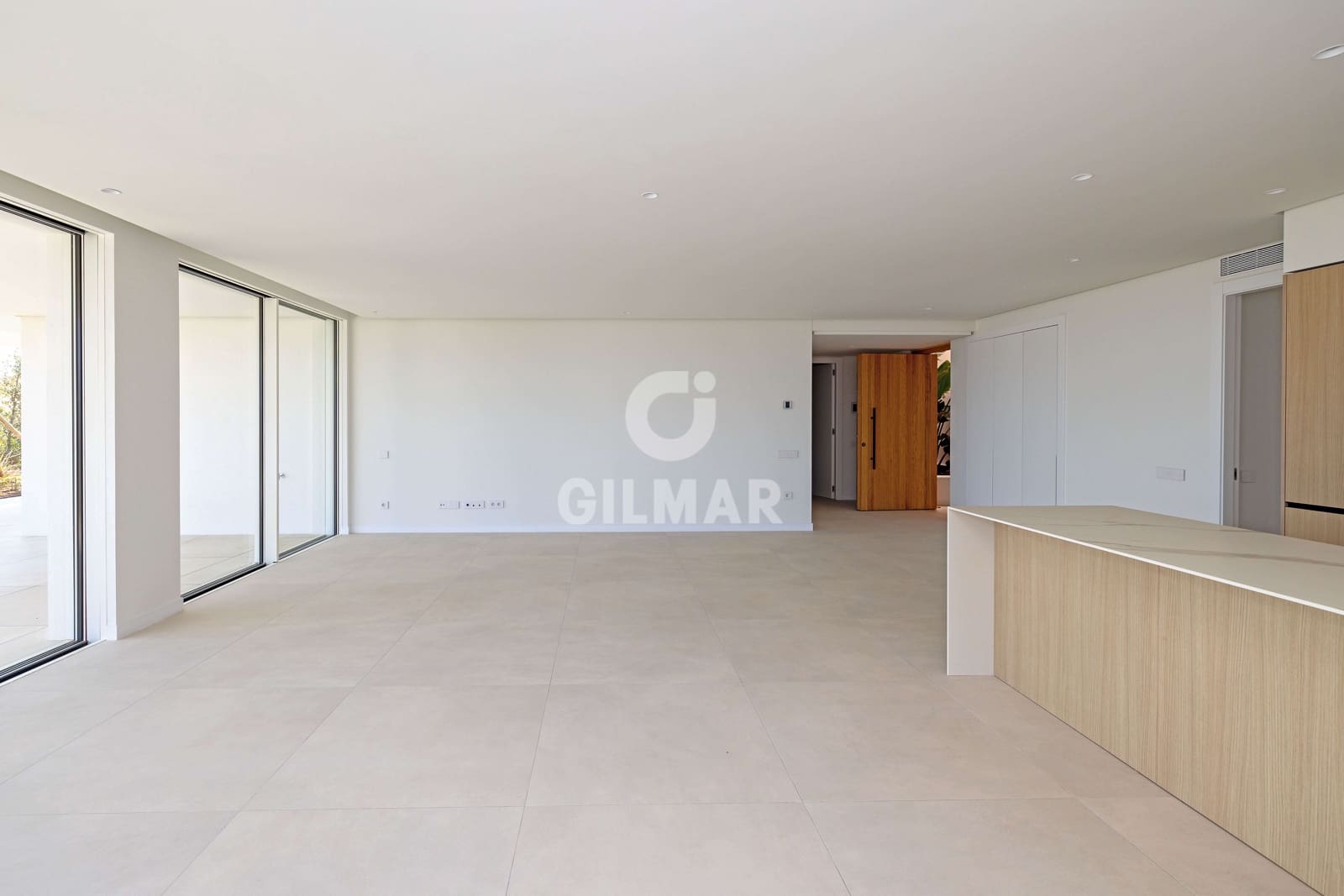 3 bedroom Flat for sale in La Mairena with pool garage - € 1,250,000 (Ref: 9941286)