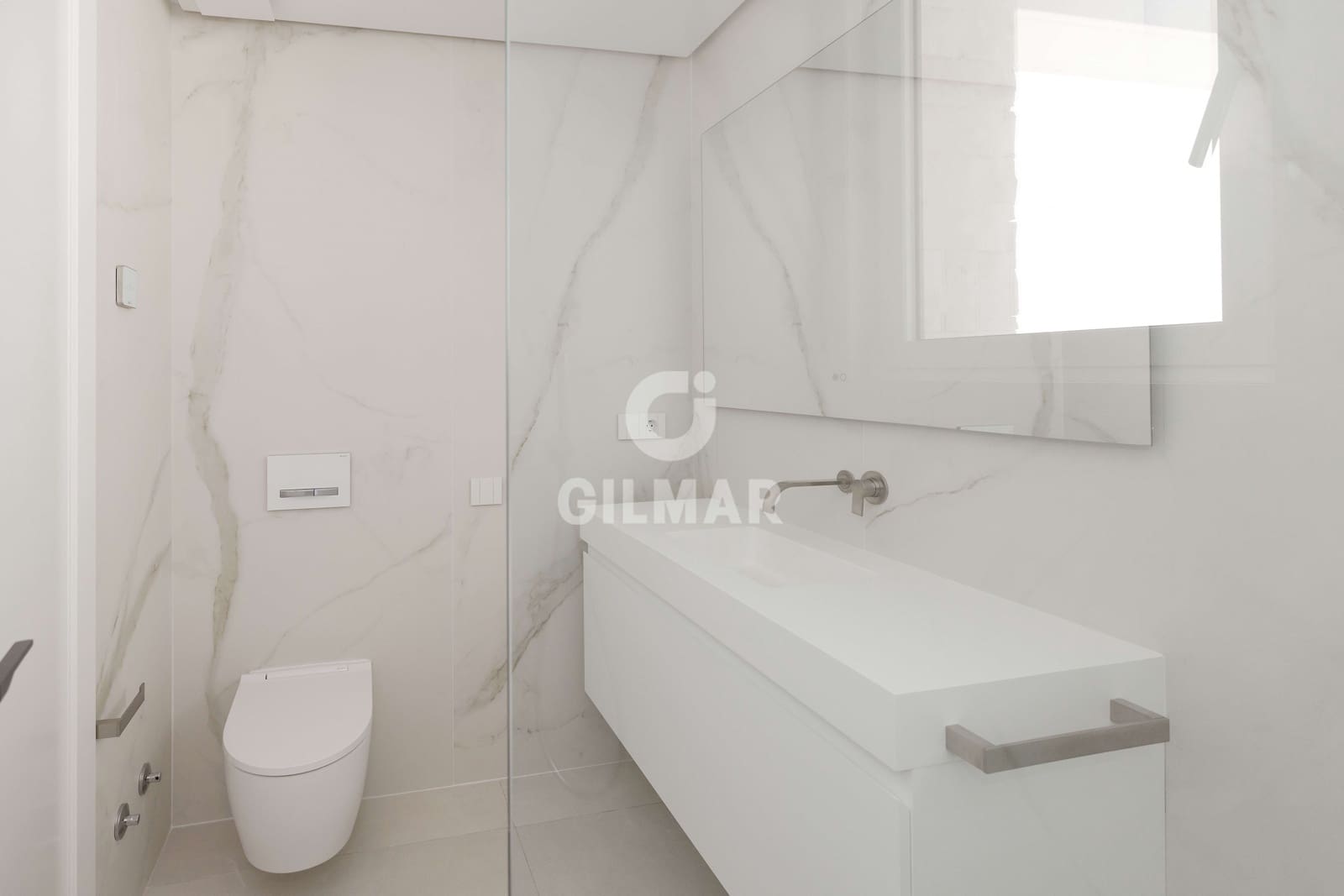 3 bedroom Flat for sale in La Mairena with pool garage - € 1,250,000 (Ref: 9941286)